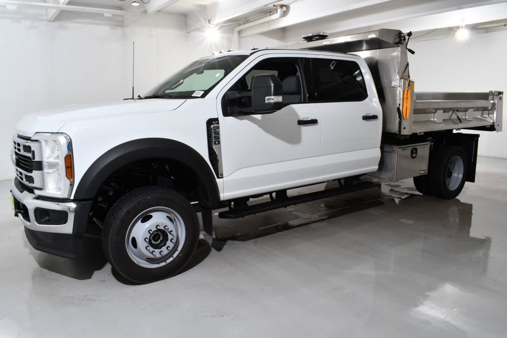 New 2025 Ford F550 XLT w/ XLT Value Package image 2