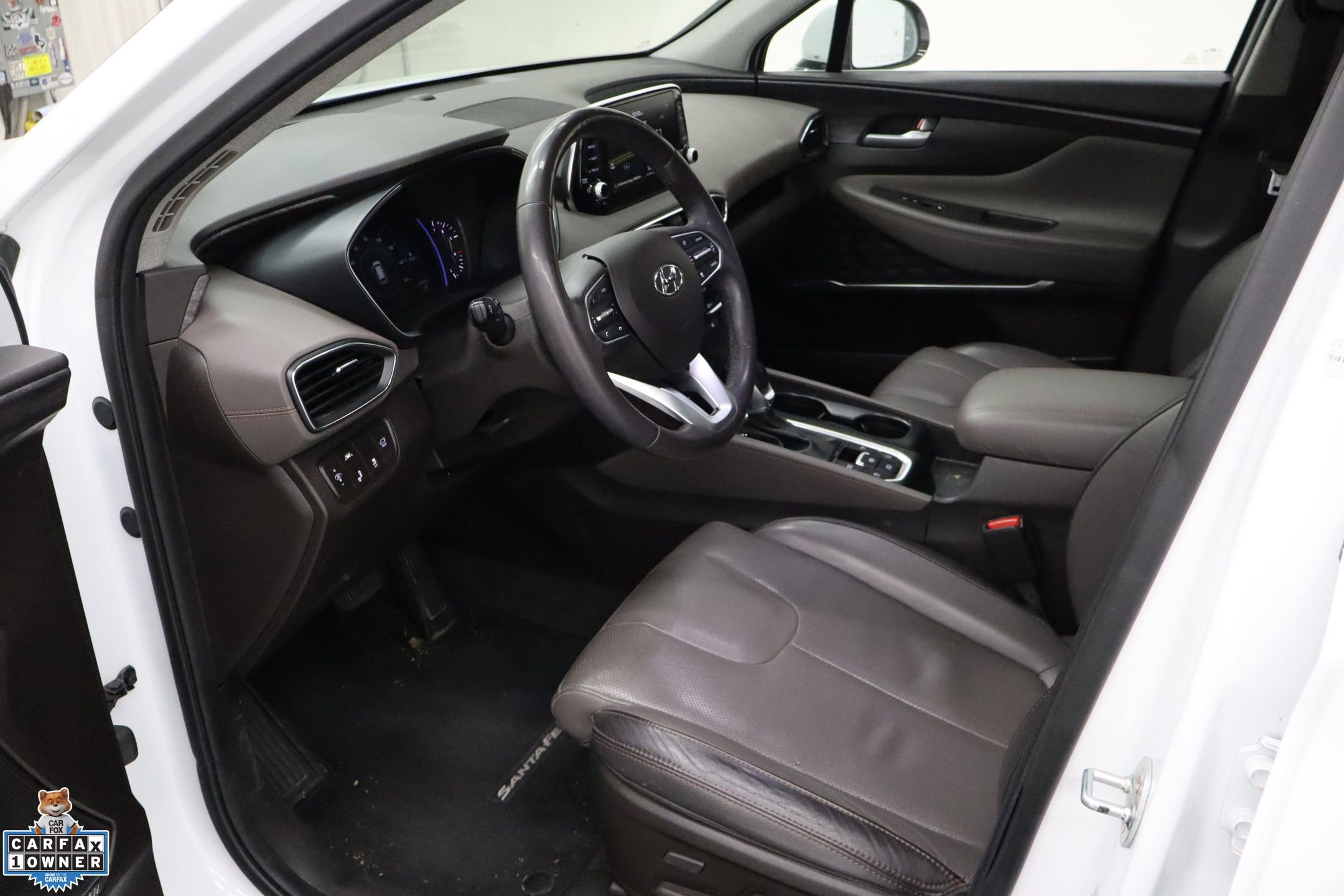 Used 2020 Hyundai Santa Fe Limited image 24