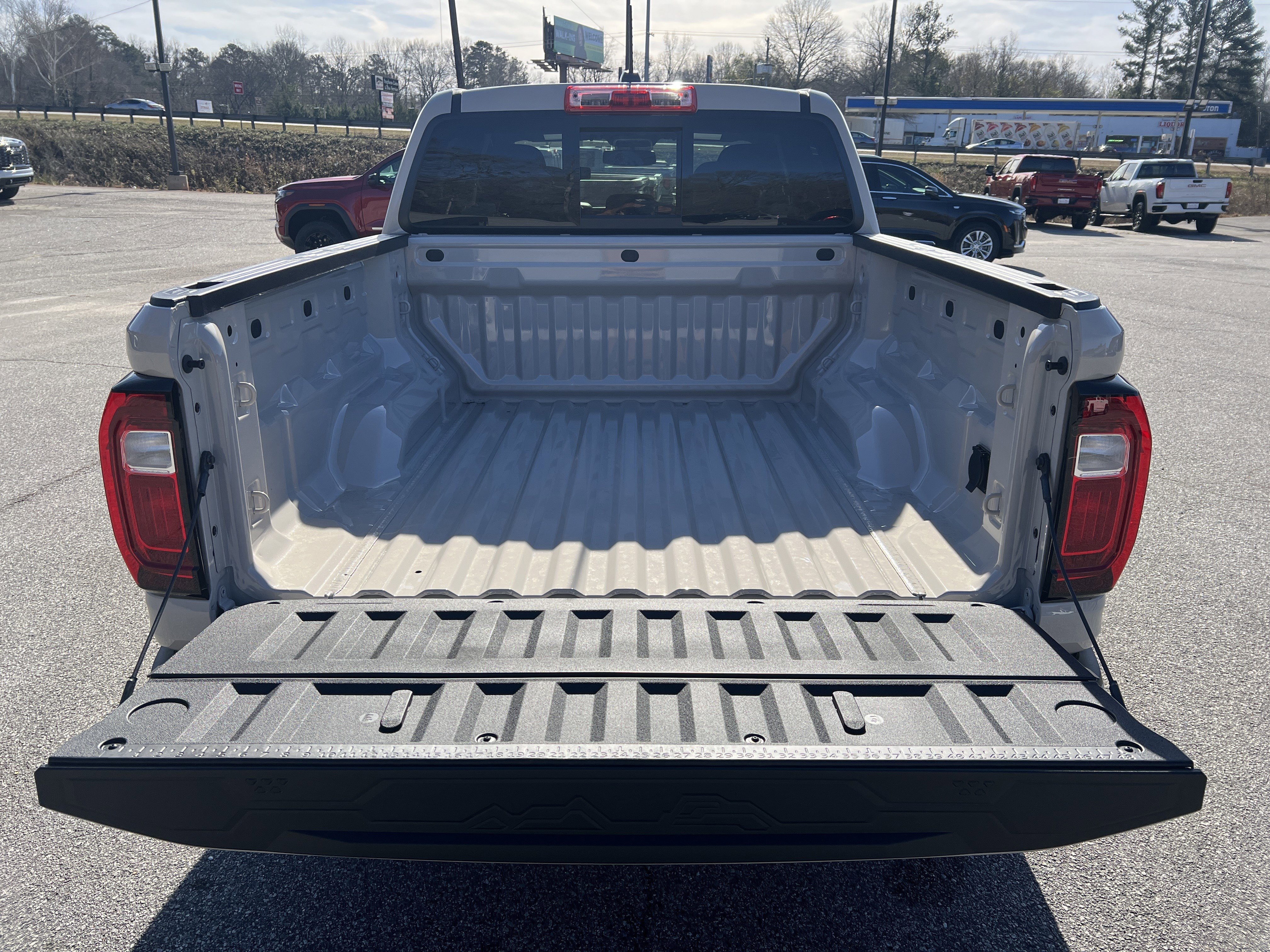 New 2026 GMC Canyon Elevation w/ Convenience Package image 20