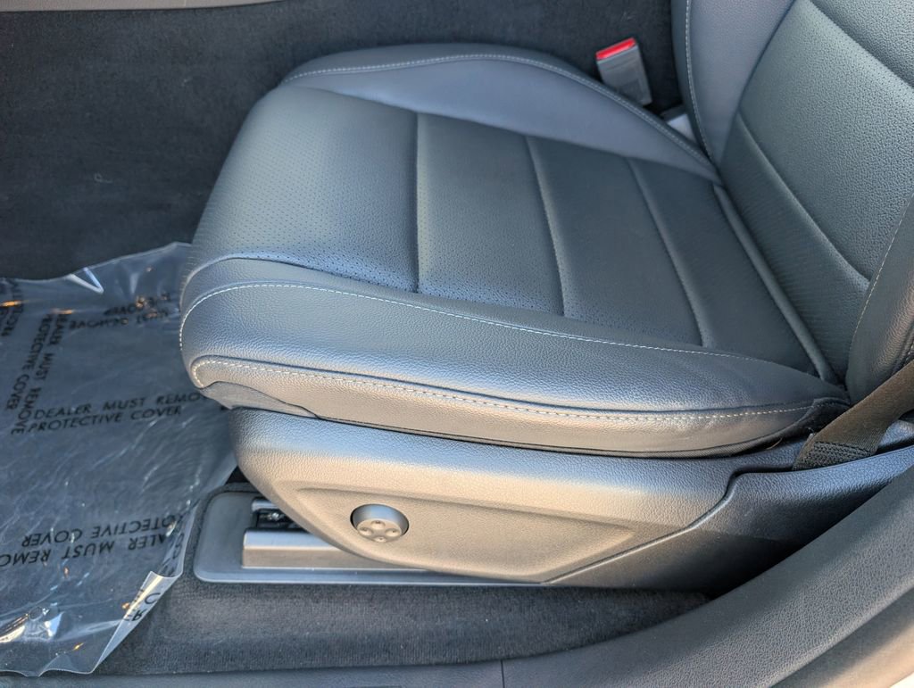 Used 2025 Mercedes-Benz GLE 450e 4MATIC image 23