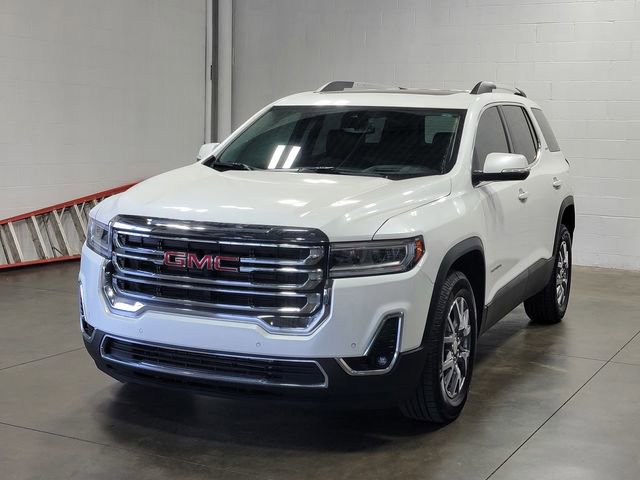 Used 2020 GMC Acadia SLT w/ Driver Alert Package II AWD/4WD image 2
