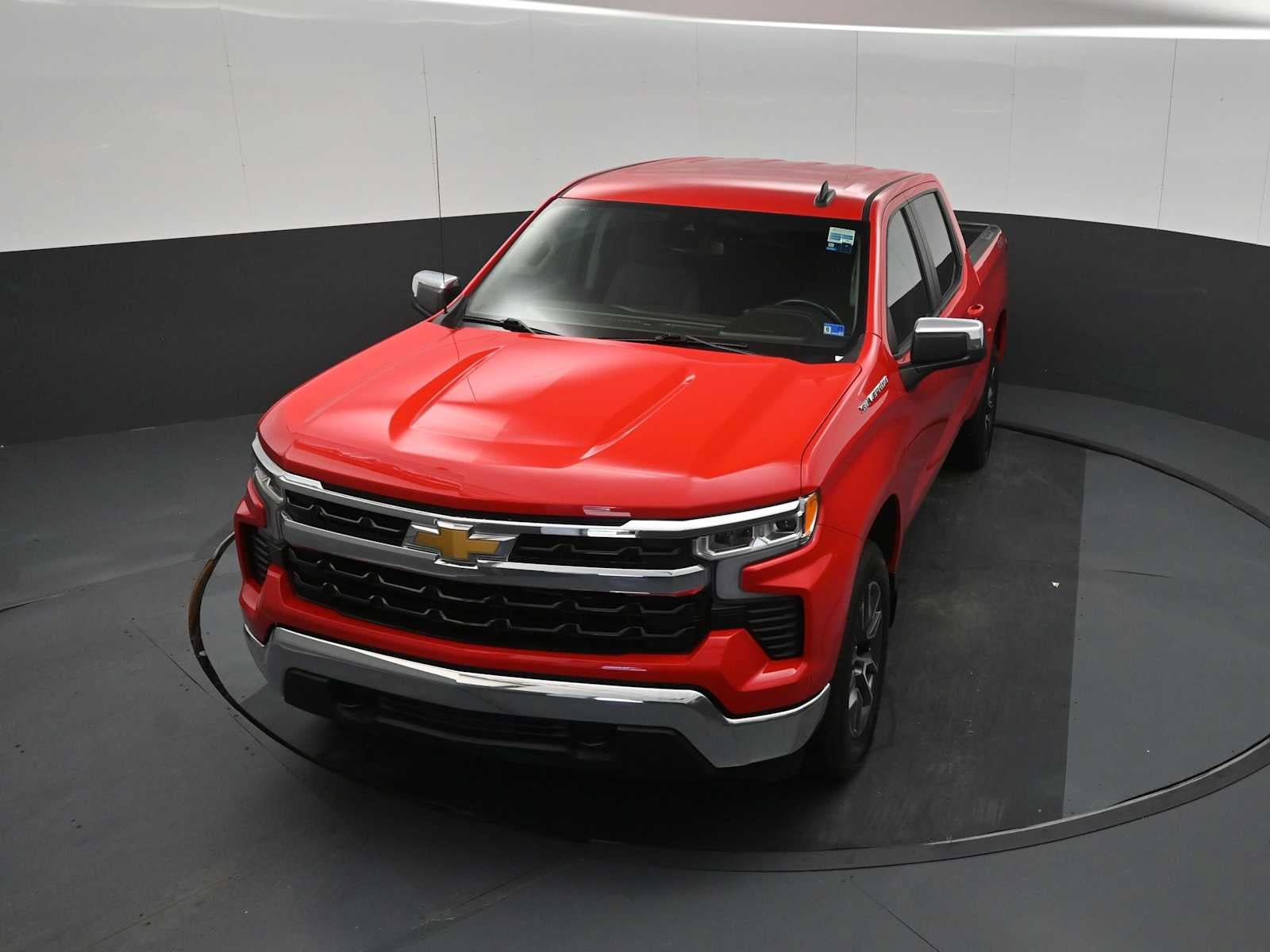 Used 2023 Chevrolet Silverado 1500 LT AWD/4WD image 12