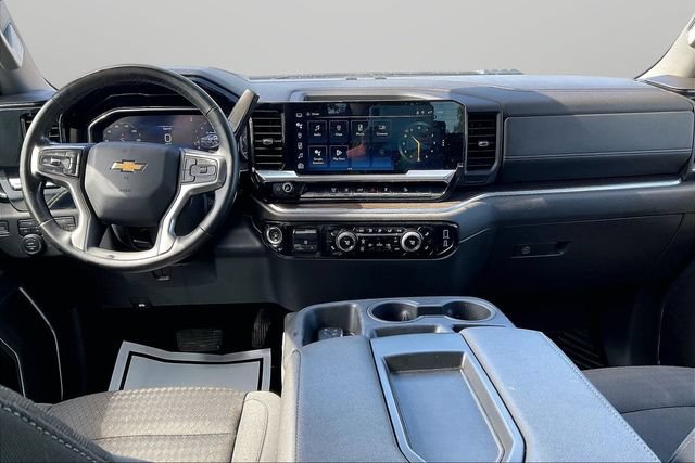 Certified 2024 Chevrolet Silverado 2500 LT w/ Convenience Package AWD/4WD image 15