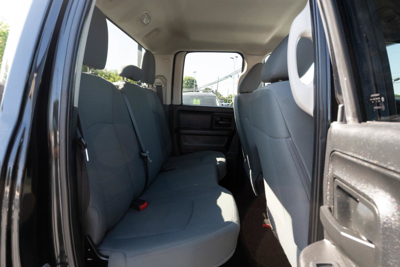 Used 2017 RAM 1500 Express AWD/4WD image 26
