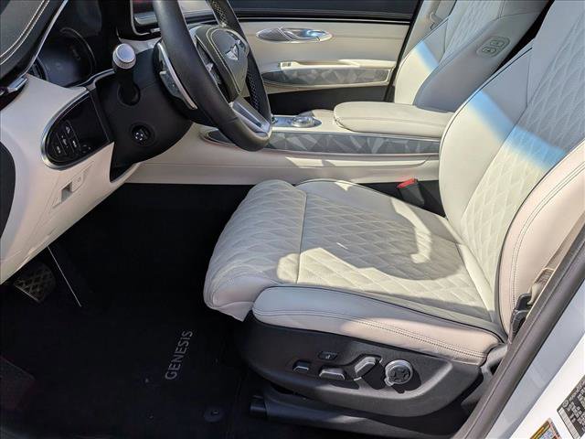Used 2025 Genesis GV70 3.5T Sport w/ Sport Advanced Package image 15