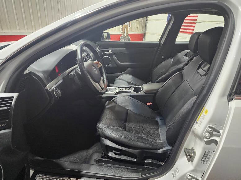 Used 2009 Pontiac G8 w/ Premium Package image 9