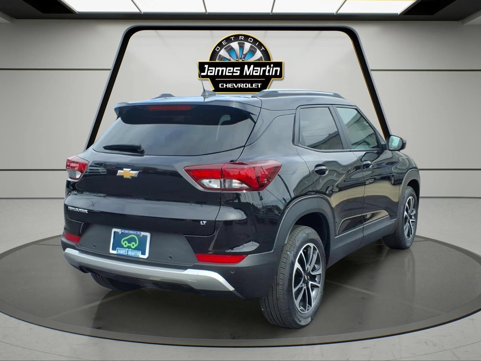 Certified 2024 Chevrolet TrailBlazer LT w/ Driver Confidence Package FWD image 4