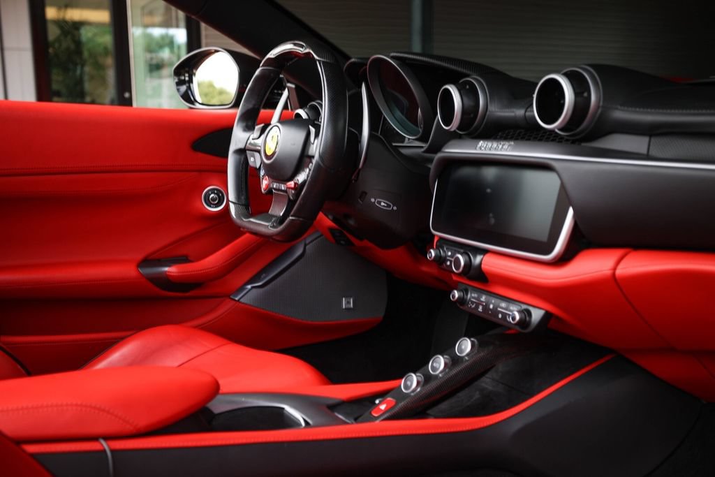 Certified 2019 Ferrari Portofino RWD image 45