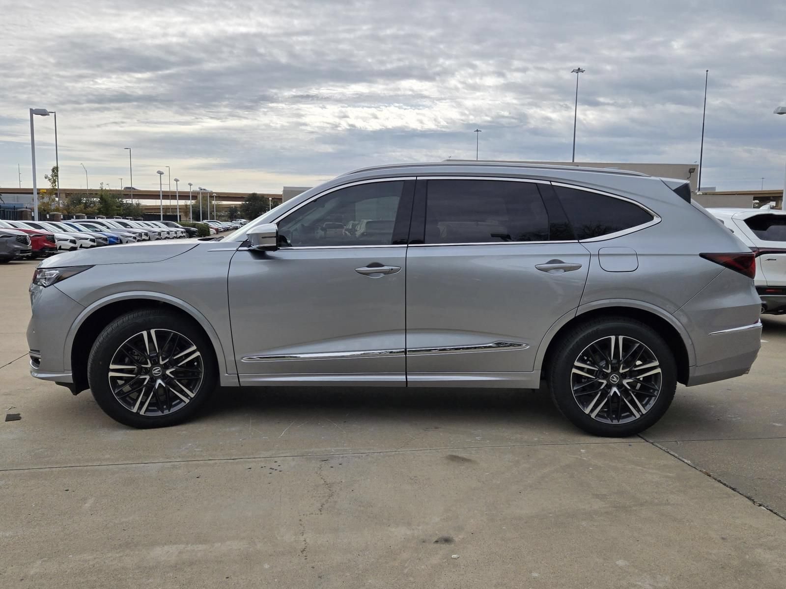 New 2026 Acura MDX SH-AWD w/ Advance Package image 3