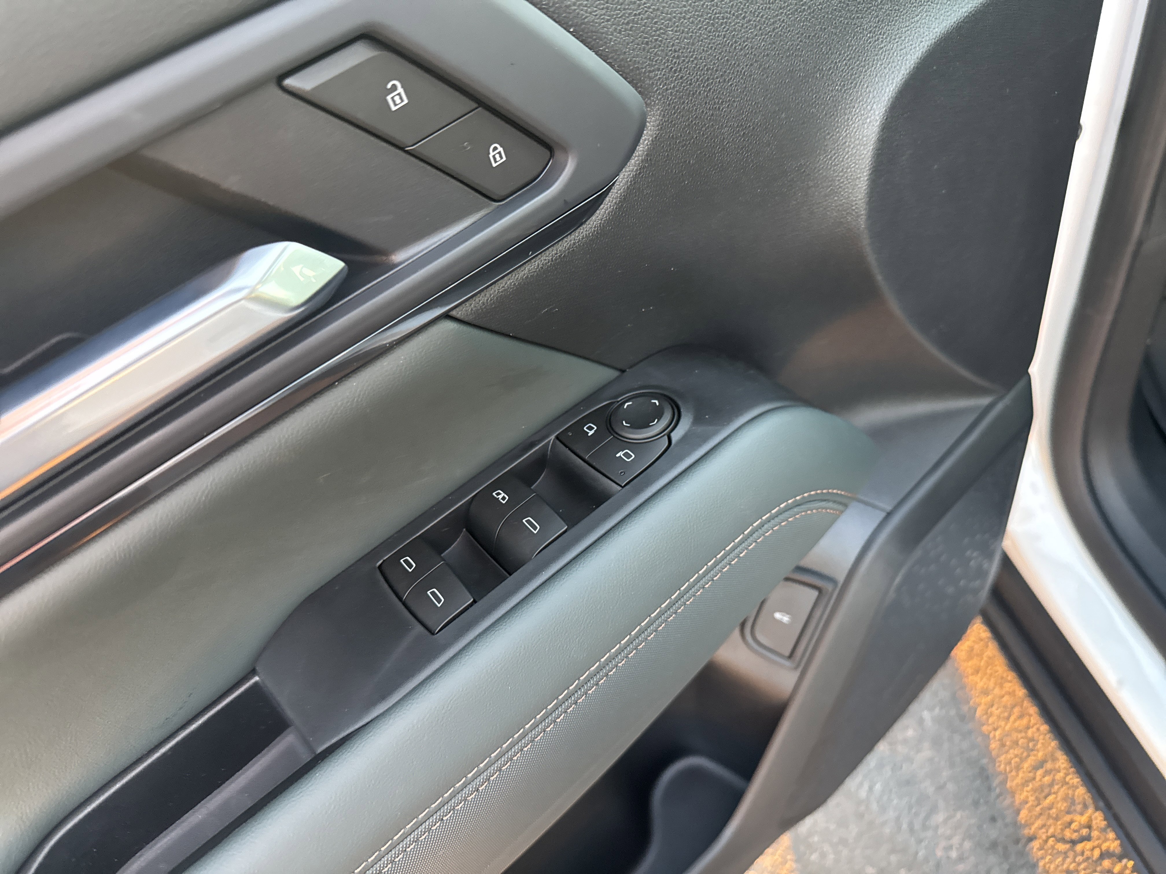 New 2026 GMC Terrain AT4 w/ LPO, Floor Liner Package image 16