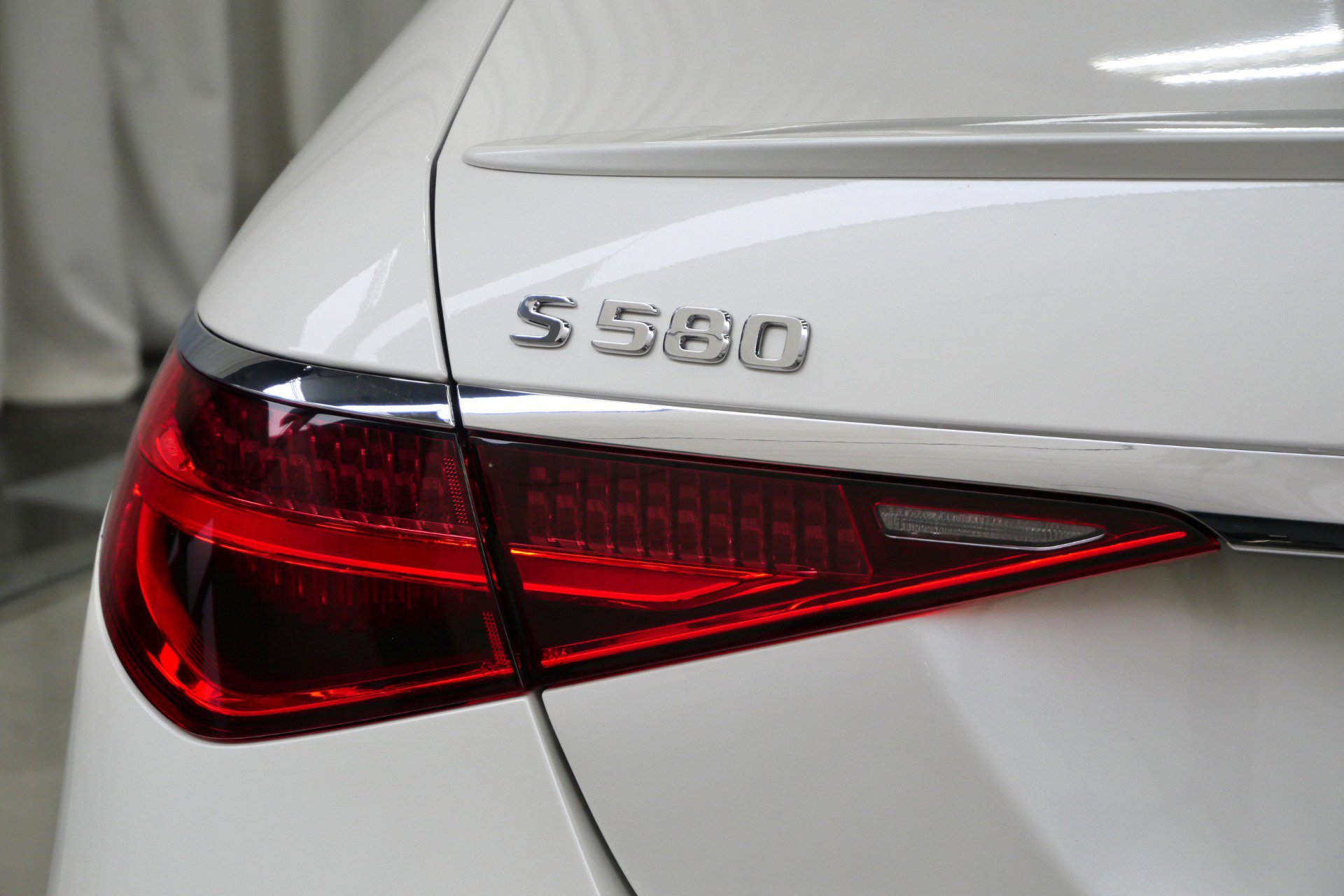 Used 2023 Mercedes-Benz S 580 4MATIC Sedan image 40