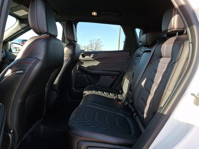 Certified 2023 Ford Escape ST-Line Elite w/ Premium Technology Package image 10