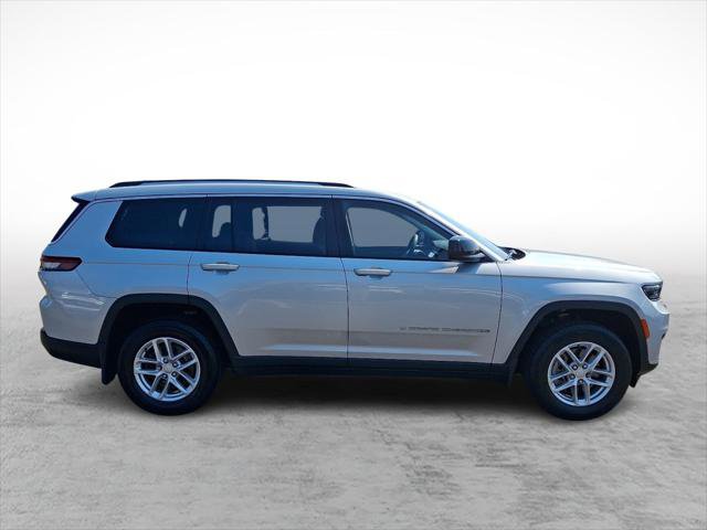 Certified 2023 Jeep Grand Cherokee L Laredo w/ MOPAR Finishing Package AWD/4WD image 6