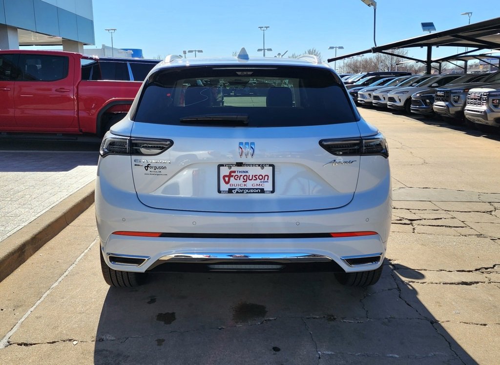 New 2026 Buick Envision Avenir image 5