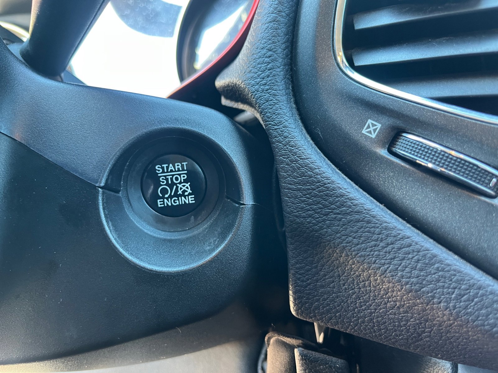 Certified 2018 Jeep Compass Trailhawk w/ Navigation Group image 31