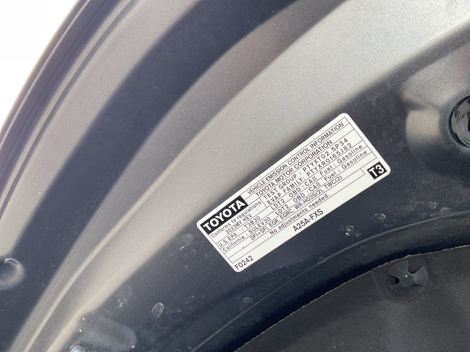 Used 2023 Toyota Highlander XLE FWD image 23