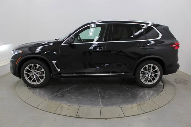 Used 2025 BMW X5 xDrive40i w/ Climate Comfort Package image 6