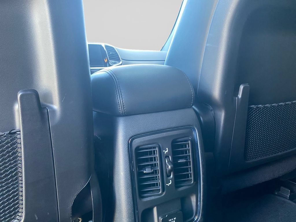 Certified 2022 Jeep Grand Cherokee Laredo X AWD/4WD image 18