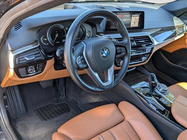 Used 2019 BMW 540i w/ Premium Package image 10