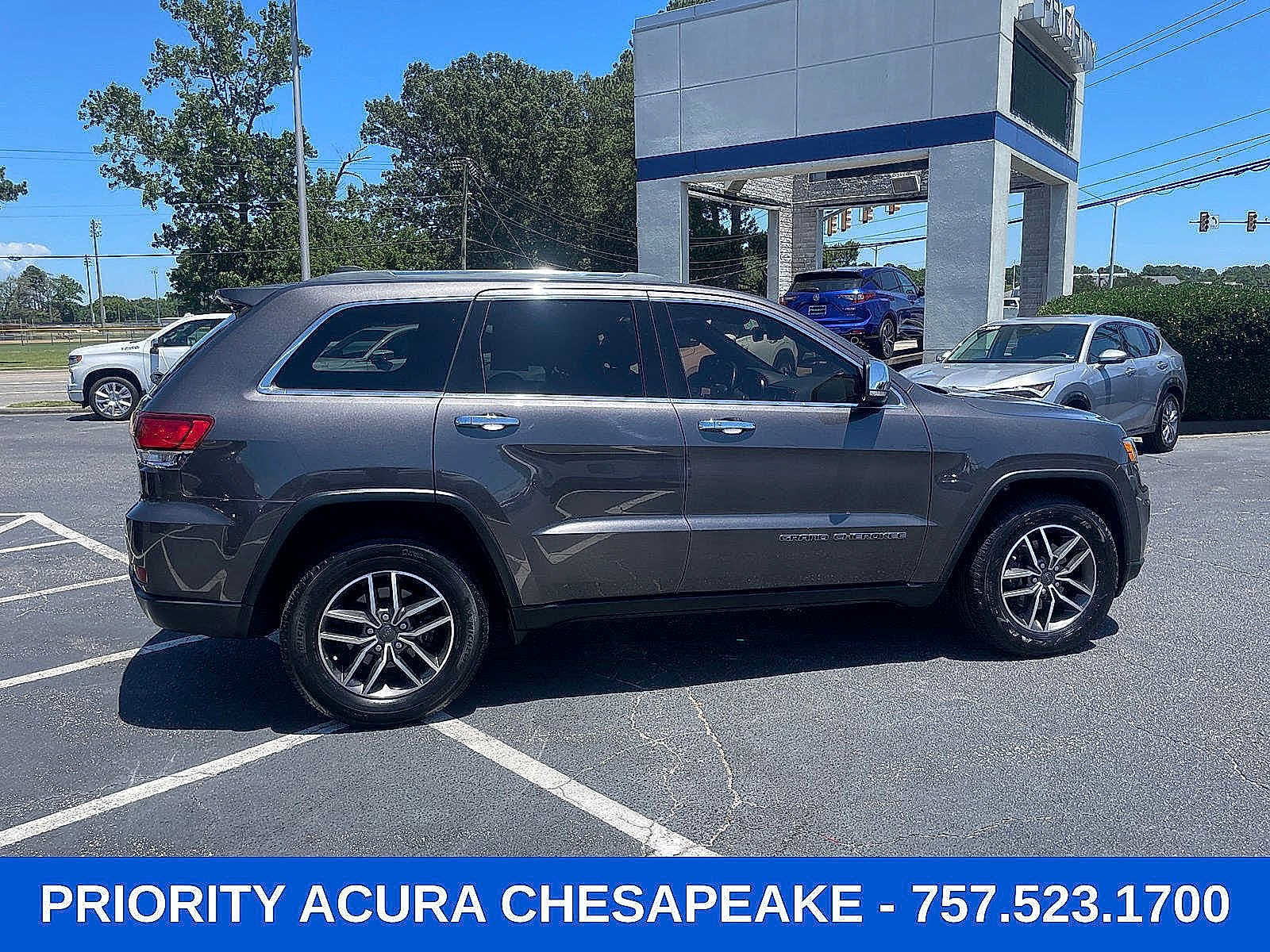 Used 2020 Jeep Grand Cherokee Limited AWD/4WD image 7