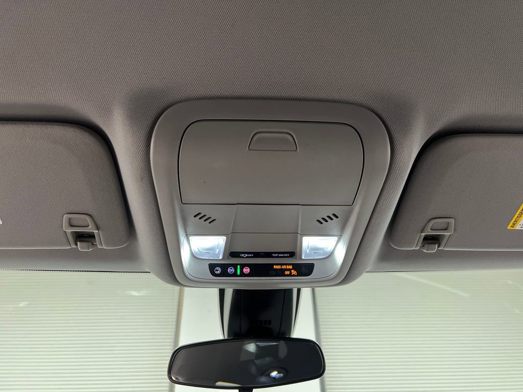 Used 2025 Chevrolet Blazer LT image 58