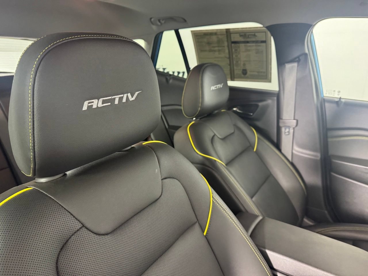 Used 2025 Chevrolet Trax ACTIV w/ Sunroof Package FWD image 35