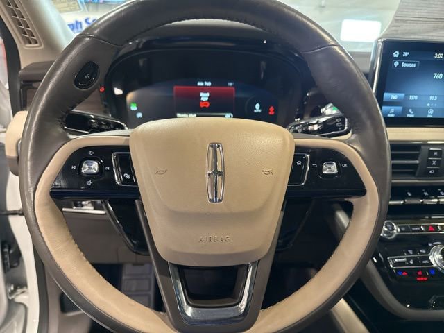 Used 2022 Lincoln Corsair Reserve w/ Equipment Group 201A image 16