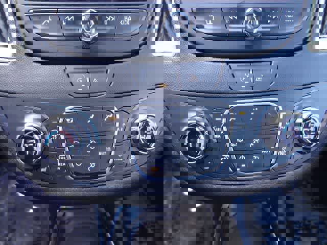 Used 2024 Chevrolet Malibu LT image 25