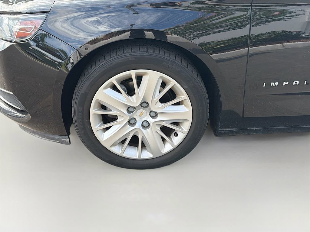 Used 2019 Chevrolet Impala LS FWD image 13