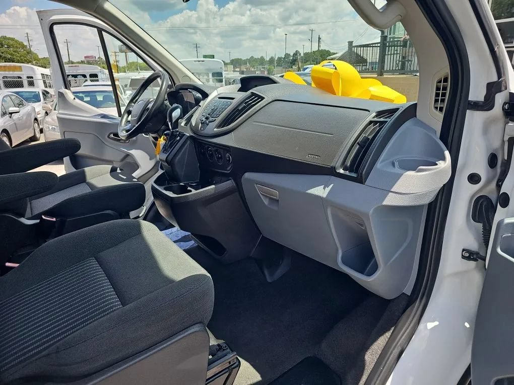 Used 2016 Ford Transit 350 XL RWD image 23