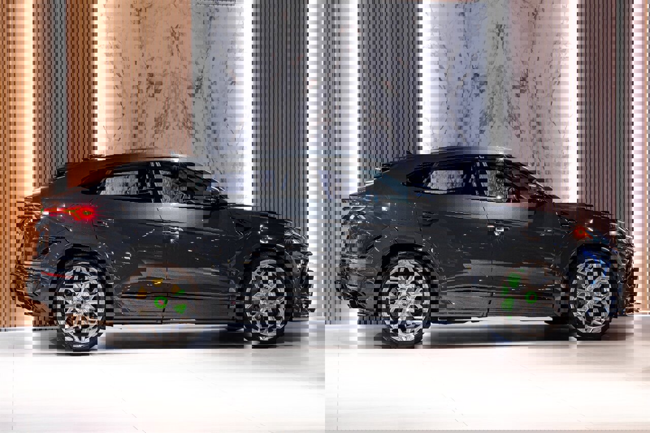 Used 2023 Lamborghini Urus S image 4