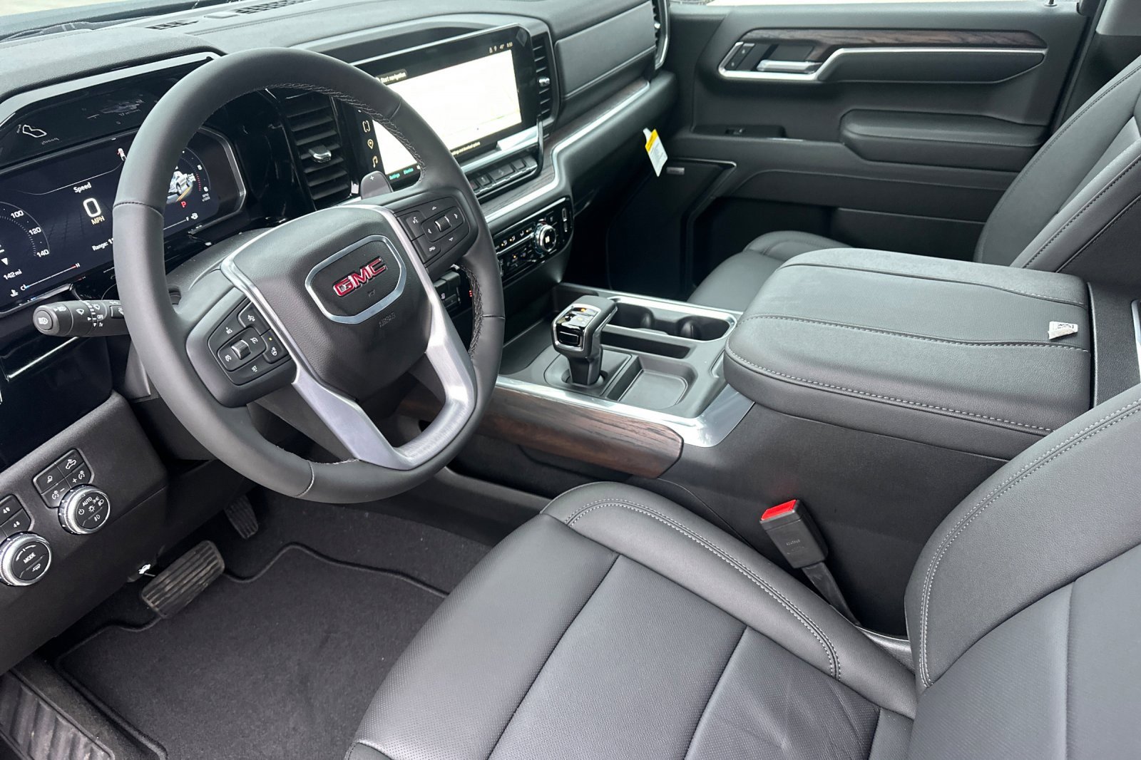 New 2026 GMC Sierra 1500 SLT w/ SLT Convenience Package image 11