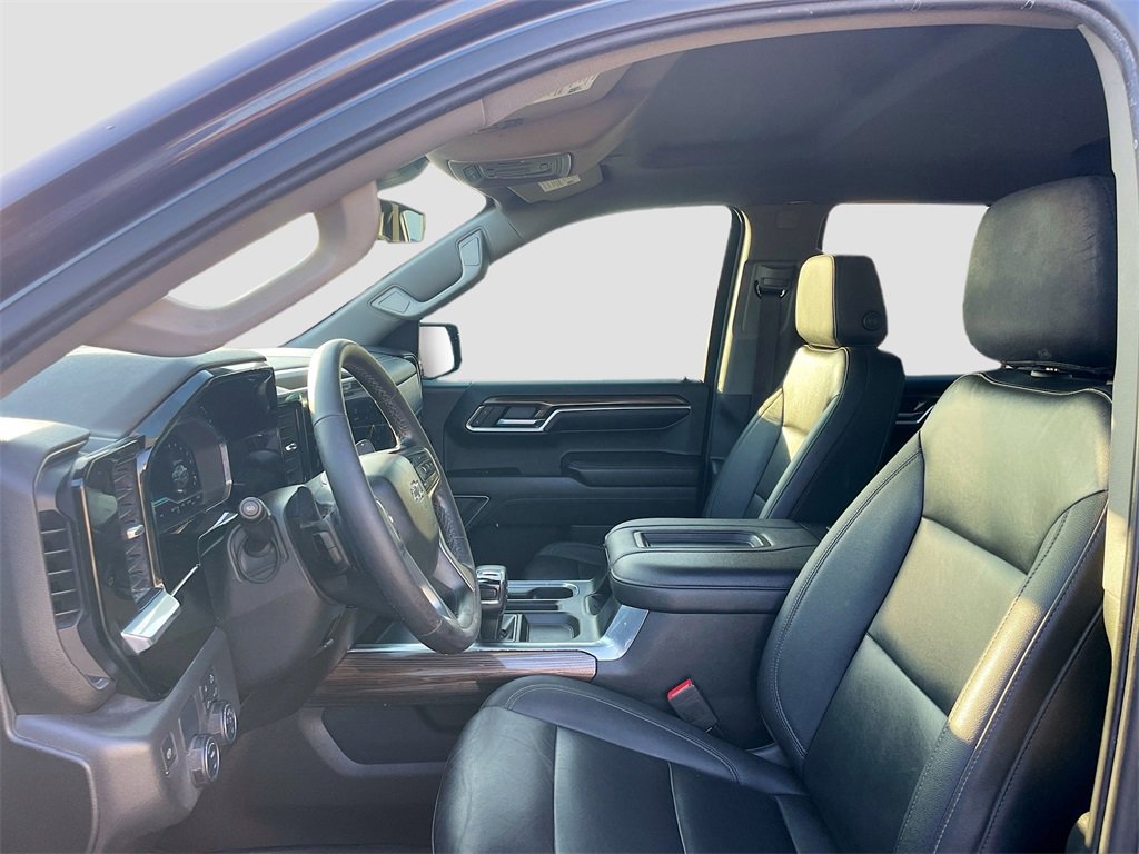 Used 2022 Chevrolet Silverado 1500 RST image 10