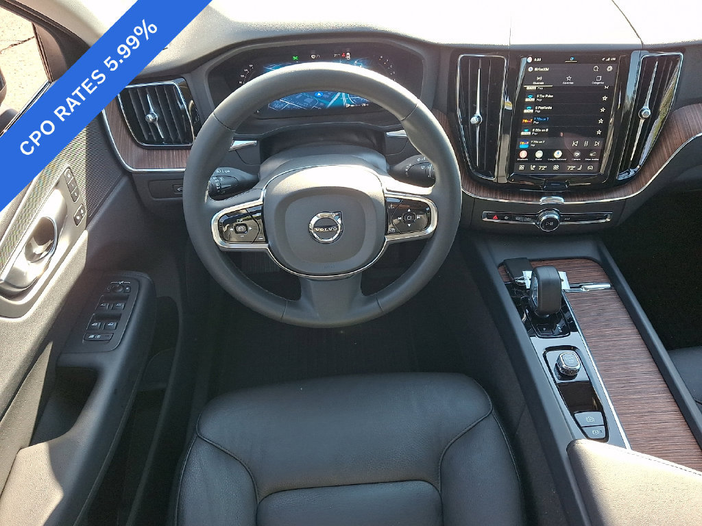 Certified 2024 Volvo XC60 B5 Plus w/ Protection Package Premier AWD/4WD image 13
