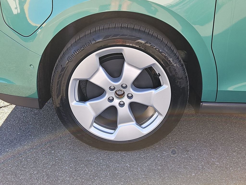 New 2025 Volkswagen ID. Buzz Pro S Plus AWD/4WD image 22