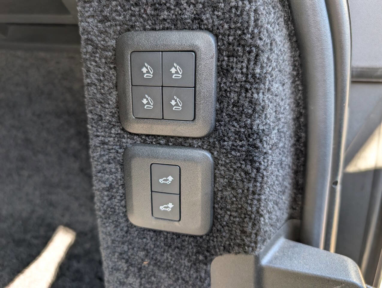 Used 2018 Land Rover Range Rover HSE AWD/4WD image 38