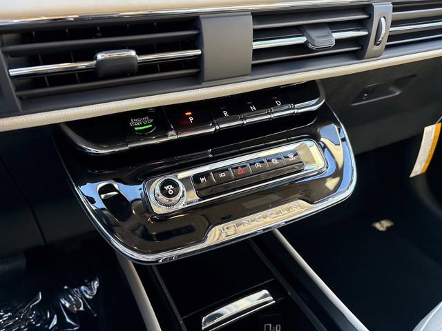 New 2026 Lincoln Corsair Premiere image 29