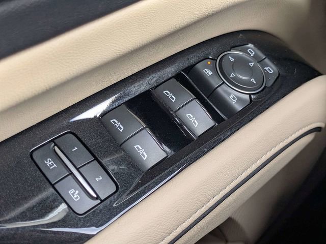 Used 2022 Cadillac Escalade Premium Luxury w/ LPO, Illumination Package image 27