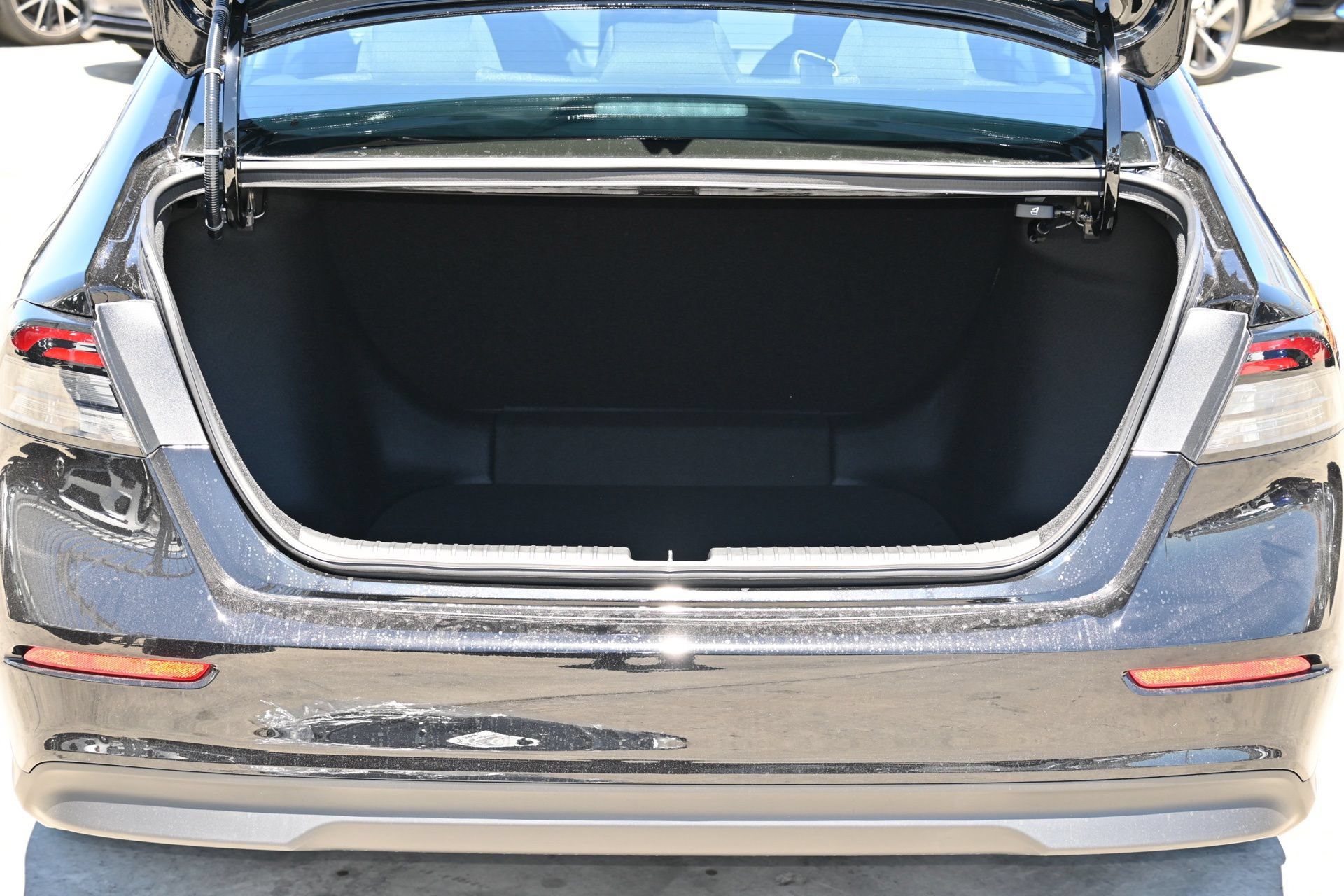 New 2026 Honda Accord LX image 9