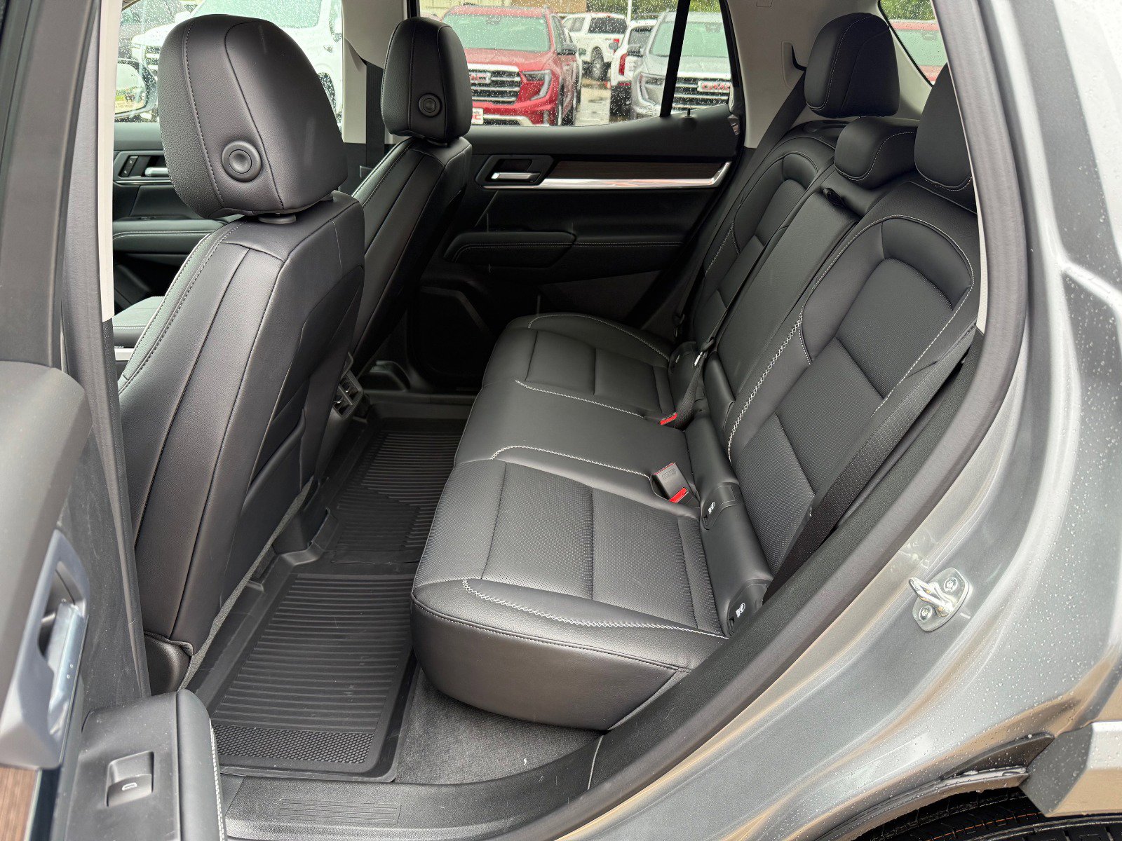 New 2026 GMC Terrain Denali w/ LPO, Floor Liner Package image 11