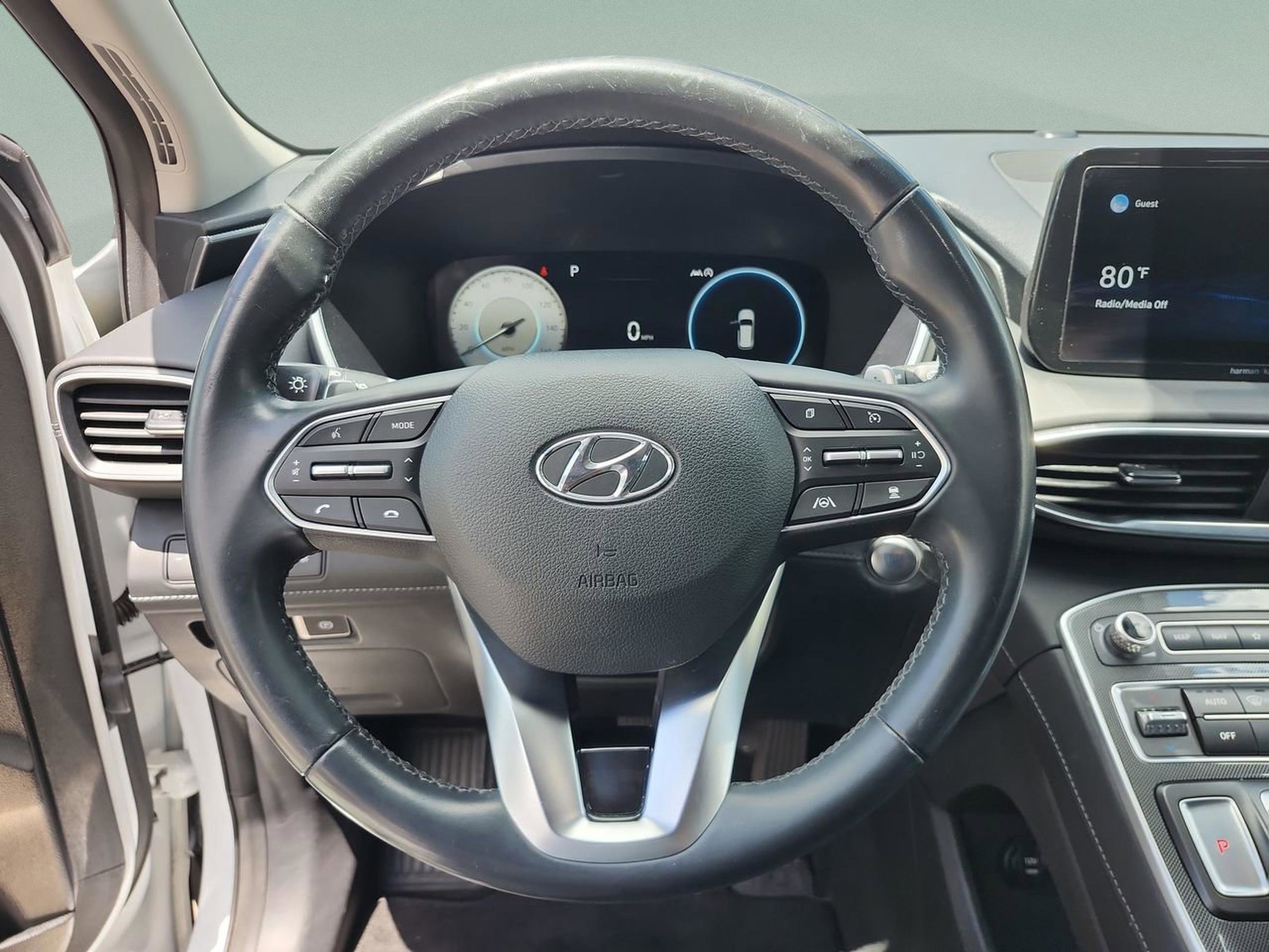 Used 2021 Hyundai Santa Fe SEL w/ Convenience + Premium Package FWD image 9