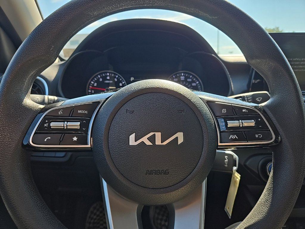 Certified 2024 Kia Forte LXS FWD image 12