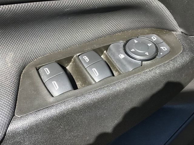Used 2023 Chevrolet Equinox RS w/ LPO, Floor Liner Package AWD/4WD image 9