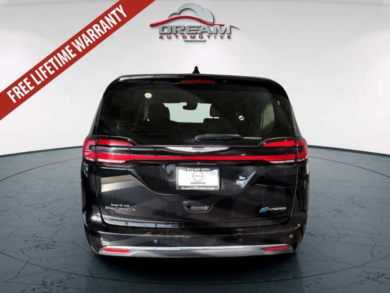Used 2024 Chrysler Pacifica Limited FWD image 23