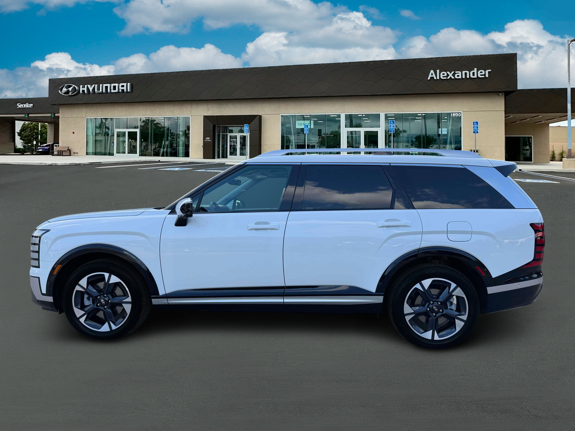 New 2027 Hyundai Palisade Limited AWD/4WD image 3