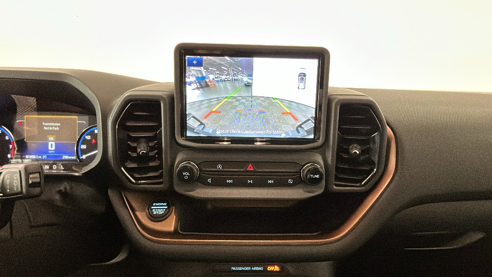 Used 2022 Ford Bronco Sport Outer Banks w/ Tech Package AWD/4WD image 31