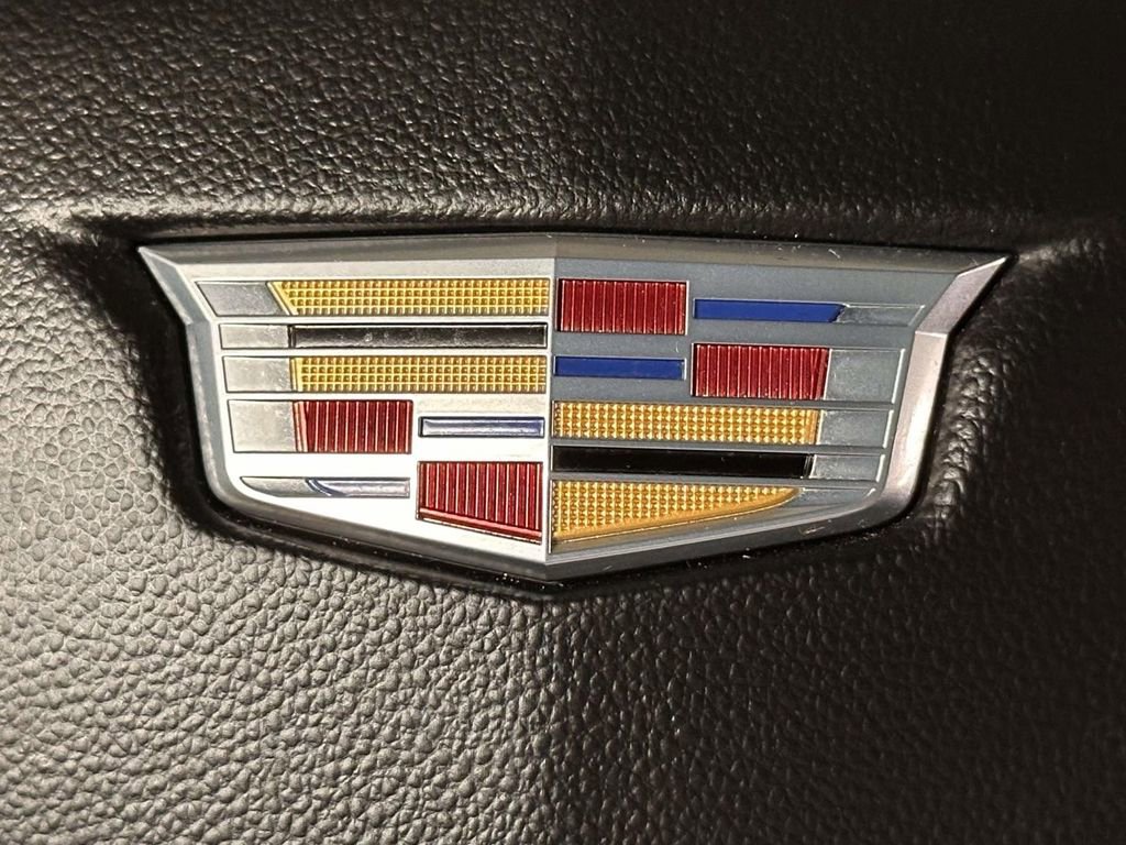 Used 2024 Cadillac XT6 Luxury AWD/4WD image 25