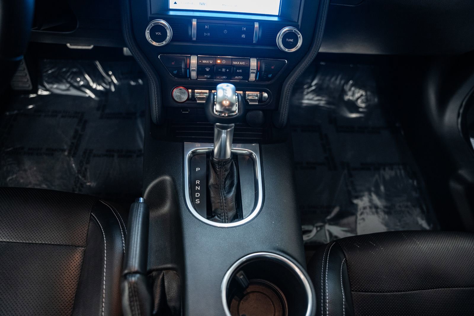 Used 2019 Ford Mustang Premium w/ Ecoboost Performance Package image 36