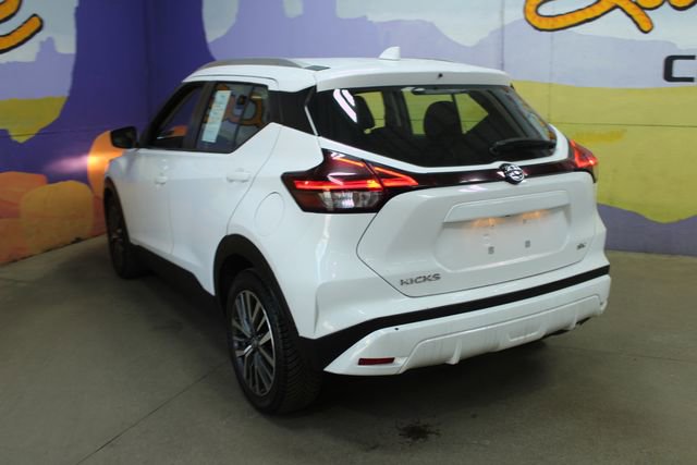 Used 2021 Nissan Kicks SV FWD image 6
