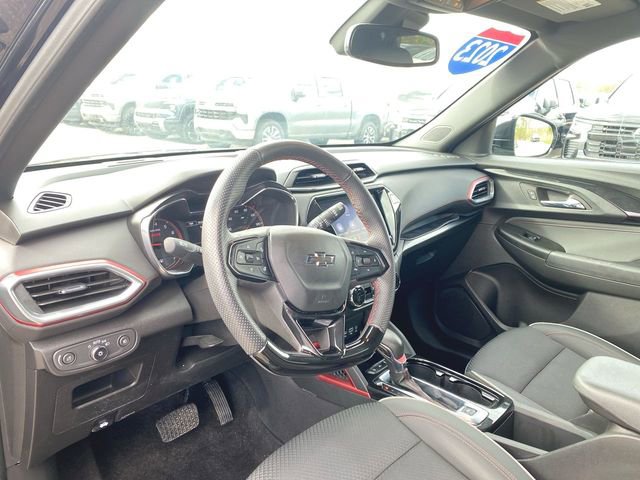 Used 2023 Chevrolet TrailBlazer RS w/ Convenience Package FWD image 10